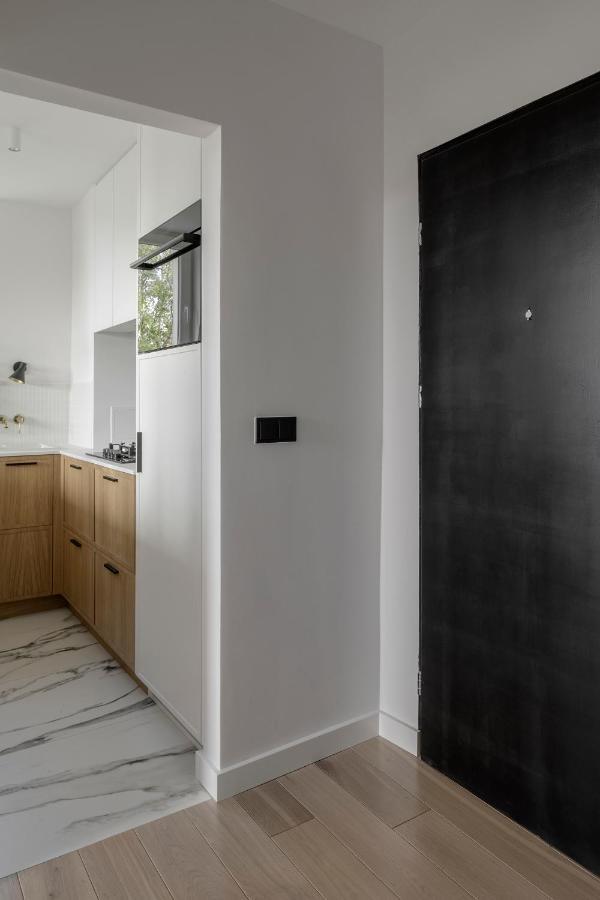 Stylowy Apartament Przy Metrze Warszawa Exteriör bild