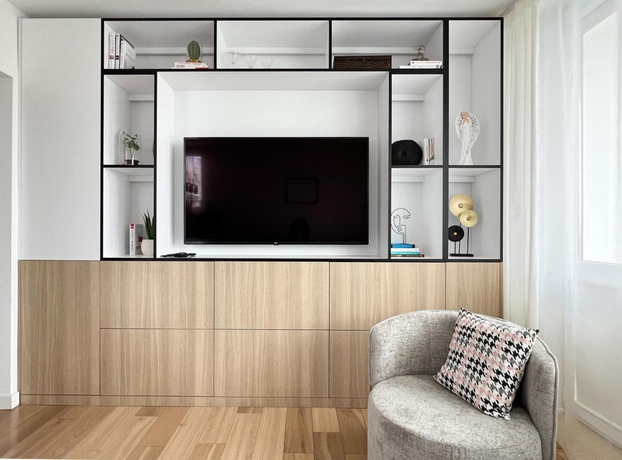 Stylowy Apartament Przy Metrze Warszawa Exteriör bild